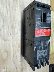 Siemens CED63B030 600V Circuit Breaker 30A Type CED6