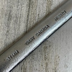 Gray Canada 21MM Combination Open and 12 Pt Box End Wrench MEB21