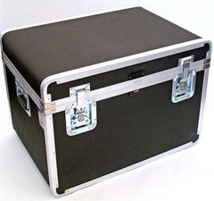 1018L – PLATT LUGGAGE – GUARDSMAN ATA 300 SHIPPING CASE – Interior Dimensions (L