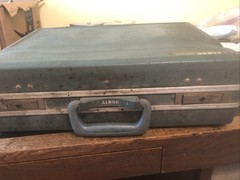 Alnor Velometer Vintage Detection Unit in case lot 1