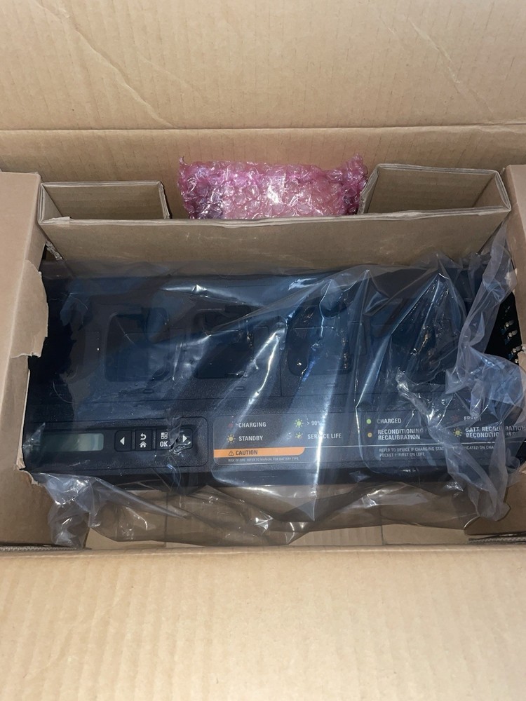 Motorola PMPN4283A Multi Unit Charger