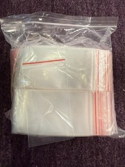 1×1 Inch Mini Resealable Plastic Bags 300PCS Small Zip Baggies Storage Pack