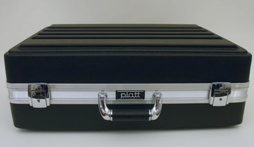 2207 – PLATT LUGGAGE – MEDIUM-DUTY ABS CASE – Interior Dimensions (L x W x D): 2