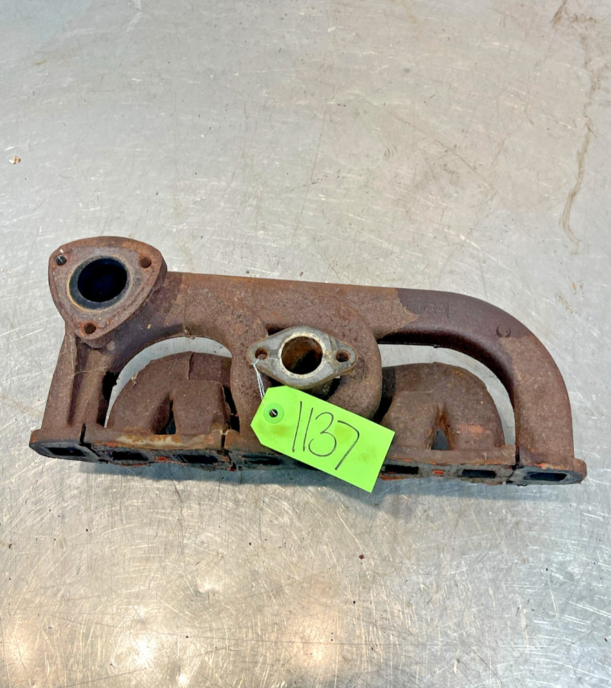 1978 Massey Ferguson MF 230 Gas Tractor Exhaust Manifold Z145